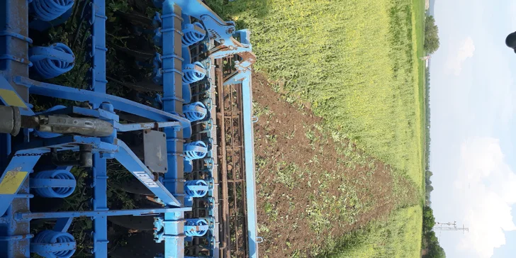 45 nebo 75 min. jízdy na traktoru Claas Arion 420 v reálných situacích na poli pro 1 osobu