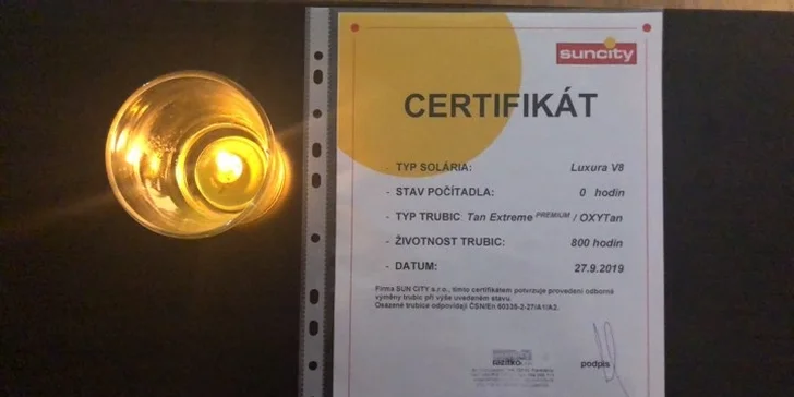 Permanentka na 50 až 200 minut do moderního vertikálního solária