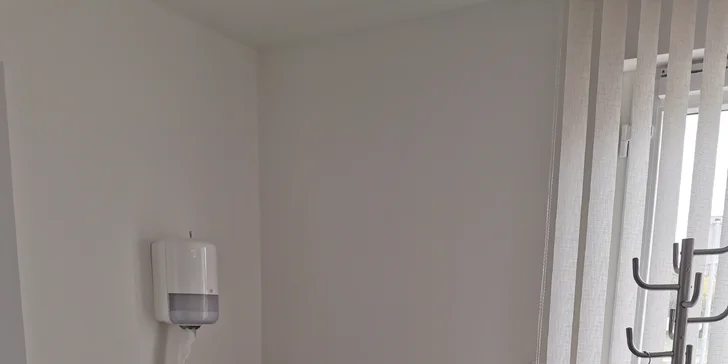Raindrop masáž s oxygenoterapií na vyhřátém masážním lůžku
