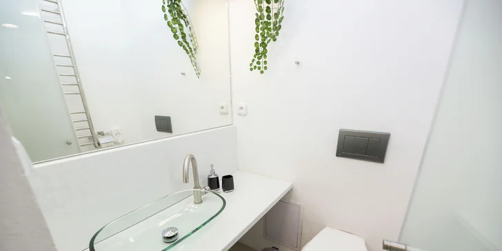 3-6 dní v centru Českého Krumlova: privátní wellness a snídaně s donáškou