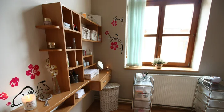 Kosmetika vč. zábalu proti celulitidě nebo ošetření galvanickou žehličkou