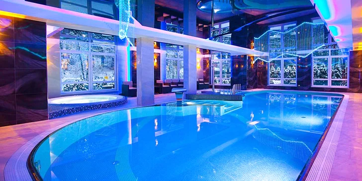 Aktivní relax v polských Krkonoších pro páry i rodiny: snídaně či polopenze, neomezený wellness
