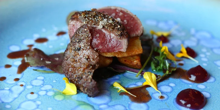 Degustační menu o 11 chodech: hovězí carpaccio, rump steak i čokoládový fondant