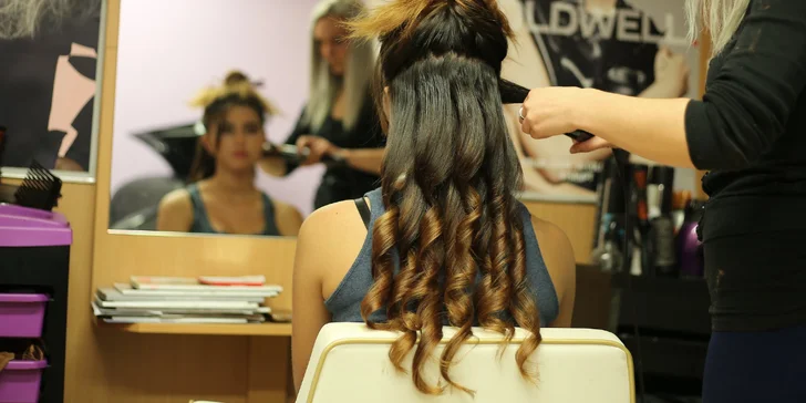 Společenské účesy: zkušební i svatební, plesové, maturitní