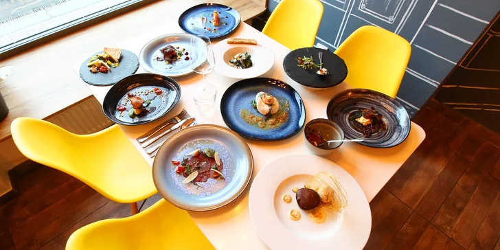 Degustační menu o 11 chodech: hovězí carpaccio, rump steak i čokoládový fondant