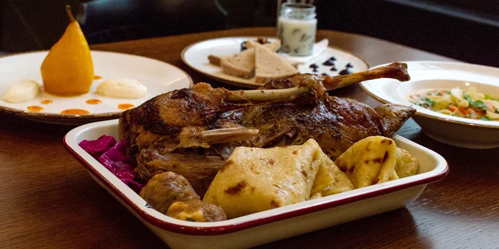 Čtyřchodové svatomartinské menu kousek od Václavského náměstí pro 2 osoby