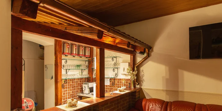 Užijte si pořádný relax: 110 minut ve wellness se saunou a vířivkou pro 2 osoby