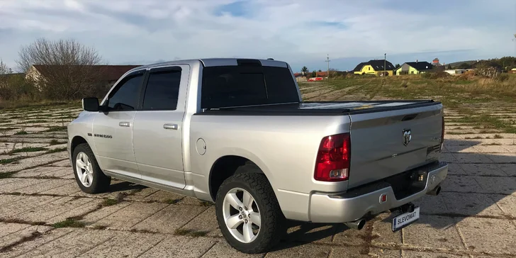 Adrenalin v monstru: spolujízda, řízení i zapůjčení Dodge RAM 1500