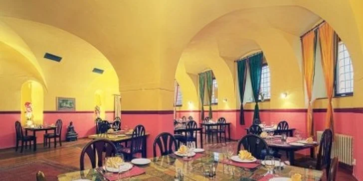 299 Kč za neomezenou konzumaci formou bufetu PRO DVA v restauraci Khajuraho! Oslava 5. výročí, která nikdy nekončí.