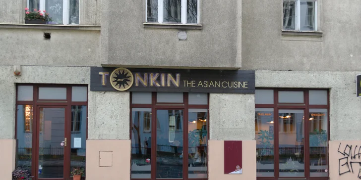 Asijské menu na Andělu: závitky, bún bò nam bộ nebo phở Tonkin i mix předkrmů