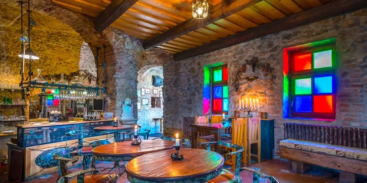 Romantický pobyt na zámku s vínem vlastní produkce a skvělým jídlem