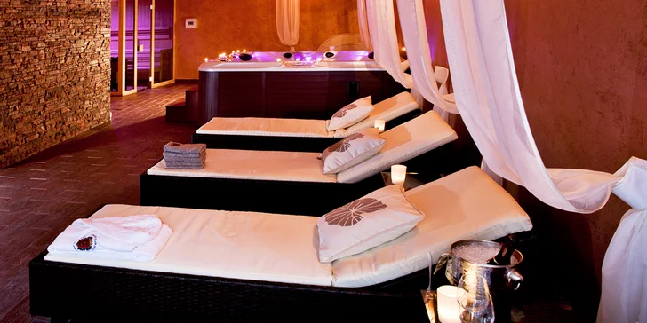 2 hodiny relaxace v privátní vířivce pro 2–4 osoby, sauna i zapůjčení županu a ručníků zdarma