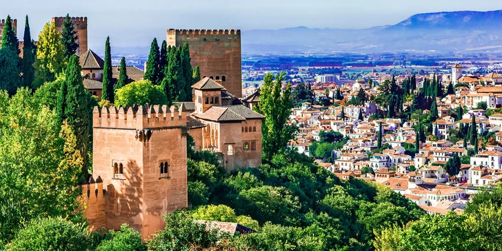 Letecky do Andalusie: 7 nocí se snídaní, návštěva Malagy a další program
