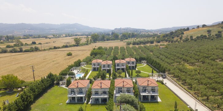 Krásná dvoupatrová vila až pro 6 osob na Chalkidiki. Bydlení u moře v naprostém soukromí