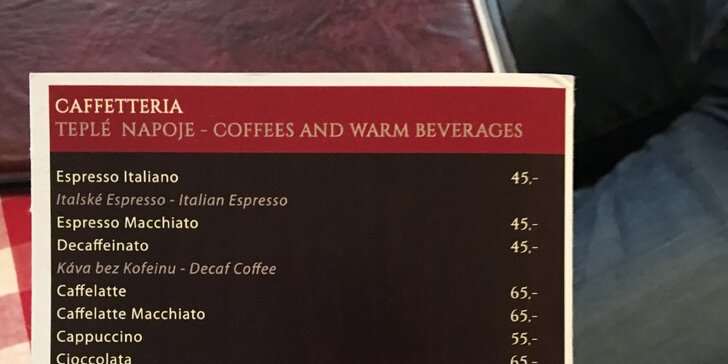 Zastavení na Starém Městě: káva a italský dezert dle výběru pro 1 nebo 2