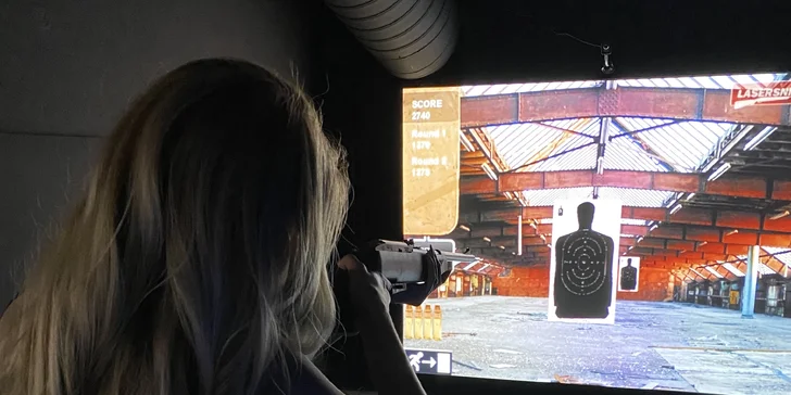 30 až 120 minut na laserovém střeleckém simulátoru až pro 10 hráčů