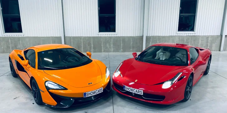 Porovnejte výkon dvou supersportů: jízda ve dvou autech pro jednoho