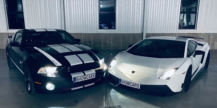 Večerní jízda ve dvou nabušených supersportech pro jednoho