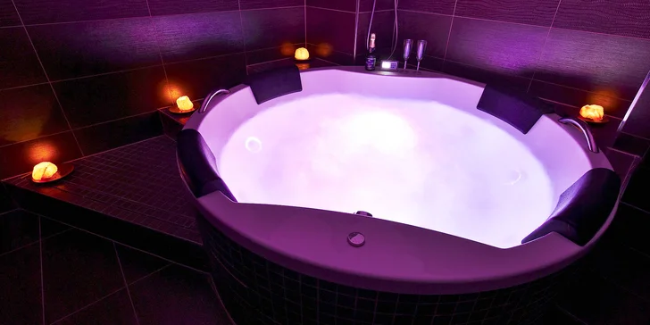 90 minut privátní relaxace a romantiky v bublinkách Amorovy vířivky pro dva