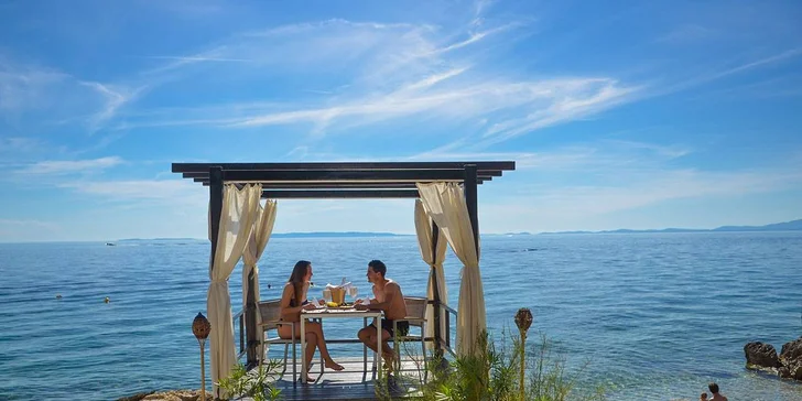 4* dovolená na chorvatském ostrově Pag: all inclusive i bazény, 2 děti zdarma