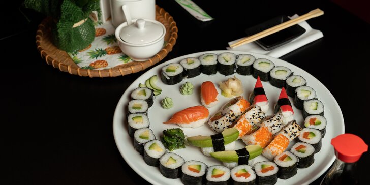 Asijská restaurace: 38 až 60 ks sushi s lososem, tuňákem i avokádem