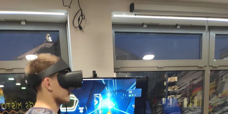 Vstupte do virtuální reality: 60 až 120 minut hry pro 1 nebo 2 hráče