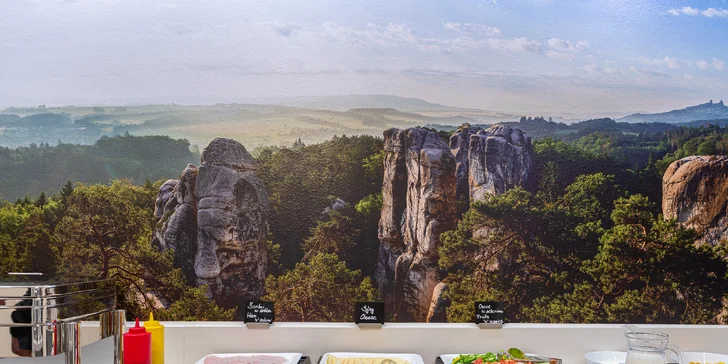 Bohemia Inn Hotel: 3 dny v Turnově se snídaněmi a lyžovačkou nebo láhví prosecca na pokoji