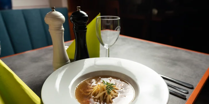 4chodové zimní menu pro milovníky masa v restauraci Garnet