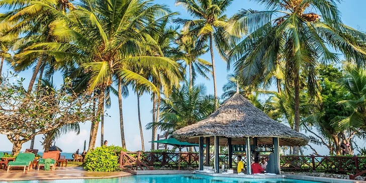Africký ráj v Mombase: Za žirafami i vyhřátým oceánem