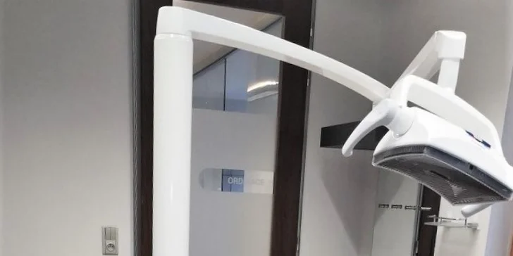 Bezbolestné ordinační bělení zubů a dentální hygiena pro děti i dospělé