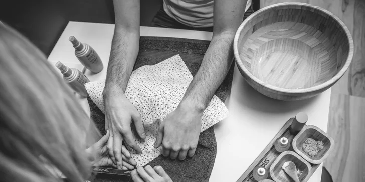Kompletní pánská wellness manikúra včetně masáže, masky a zábalu na ruce