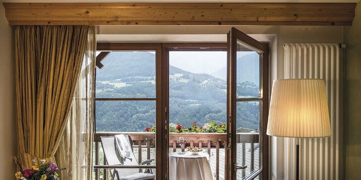 Pobyt pod štíty italských Alp: polopenze, neomezený wellness, vinná lázeň a láhev sektu