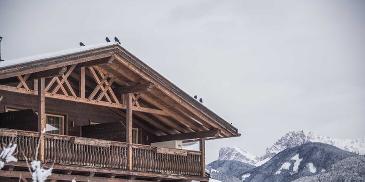 Zima pod štíty italských Alp: polopenze, neomezený wellness, vinná lázeň a láhev sektu