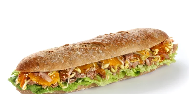 Kachní maso na pomerančích jste v sendviči nejspíš ještě neměli. 