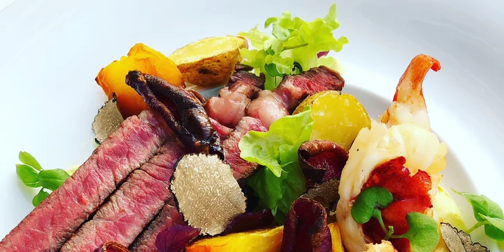 Dárkové poukazy v hodnotě až 2000 Kč do restaurace River Garden Grill na steaky i pochoutky s lanýži