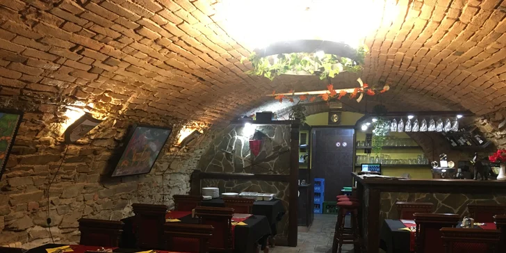 Dárkový voucher na jakékoli jídlo z menu indické restaurace v hodnotě 300, 500 či 1000 Kč