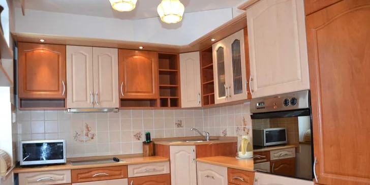 V zimě na lyže, v létě na túru: pobyt v prostorném Apartmánu pod horizontem v centru Pece pod Sněžkou