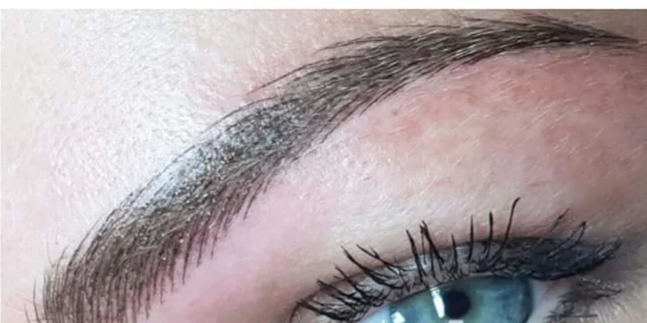 Krása, která vydrží: permanentní make-up obočí, očních linek nebo rtů