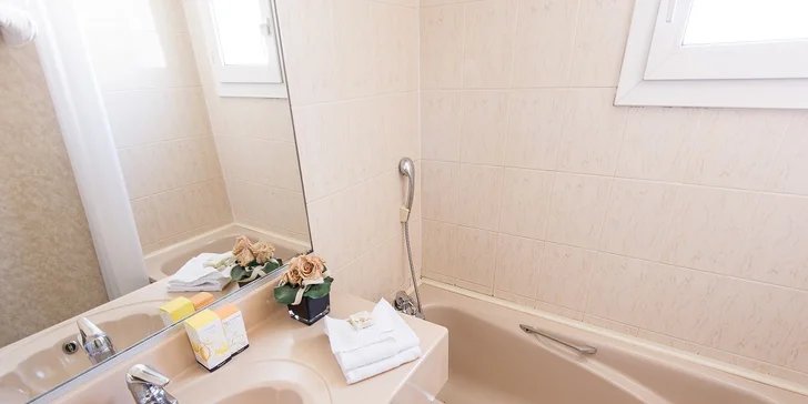 Pobyt ve francouzském Nice se snídaní: hotel kousek od moře i welcome drink