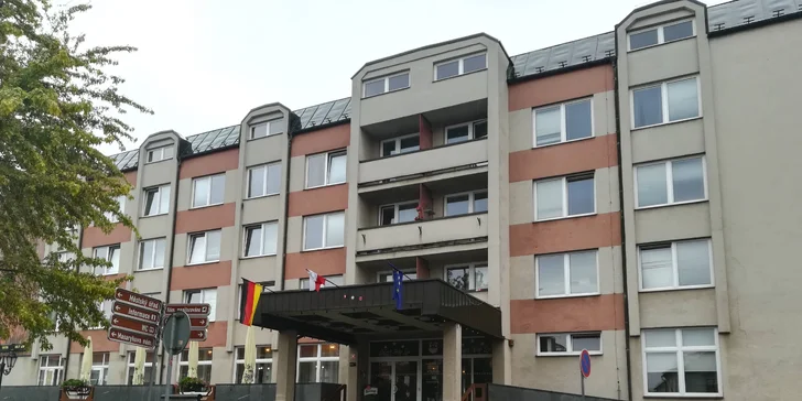 3chodové menu pro dva i s lahví šumivého vína nebo domácí limonádou
