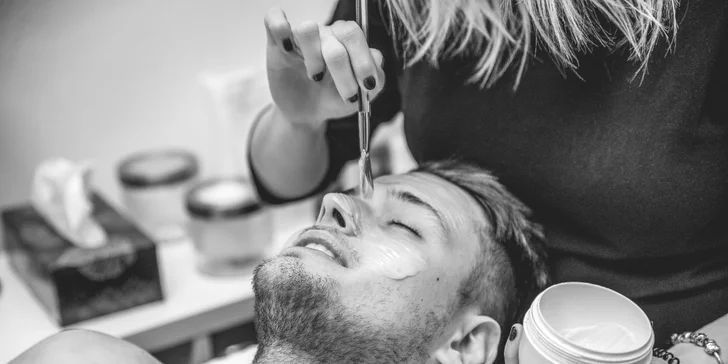 Men Business: 90minutové relaxační ošetření pleti včetně zábalu na ruce