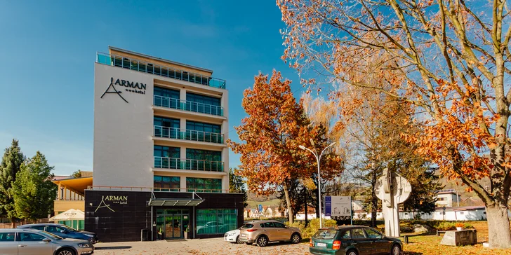 Odpočinek i aktivity na Oravě: welcome drink, polopenze i wellness