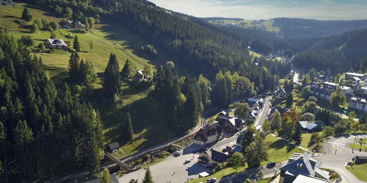 Aktivní dovolená v Krkonoších: pobyt v moderní Residenci Kovárna pro 4 až 6 osob