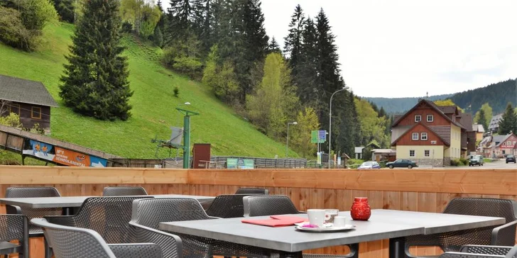 Odpočinek v Peci pod Sněžkou: pobyt pro 4–6 osob v Residenci Post s terasou