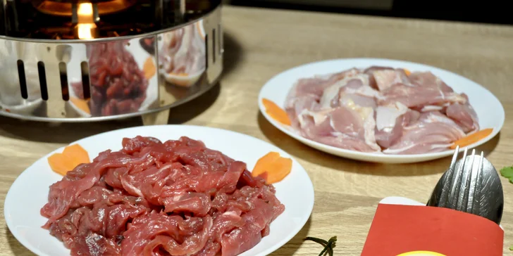 Asijské hodování: mořský nebo masový hot pot pro 2 osoby
