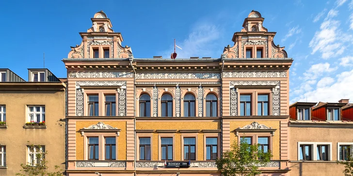Bohemia Inn Hotel: 3 dny v Turnově se snídaněmi a lyžovačkou nebo láhví prosecca na pokoji