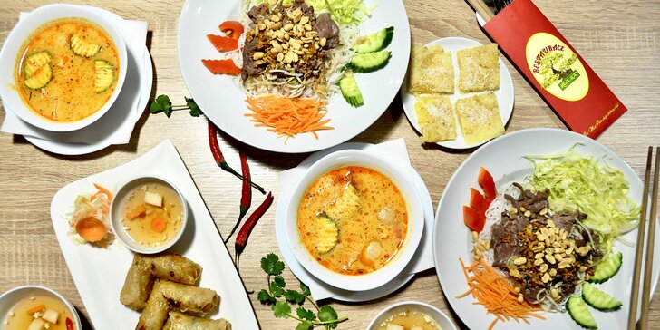 Vietnamské 3chodové menu pro dva: závitky i pikantní polévka