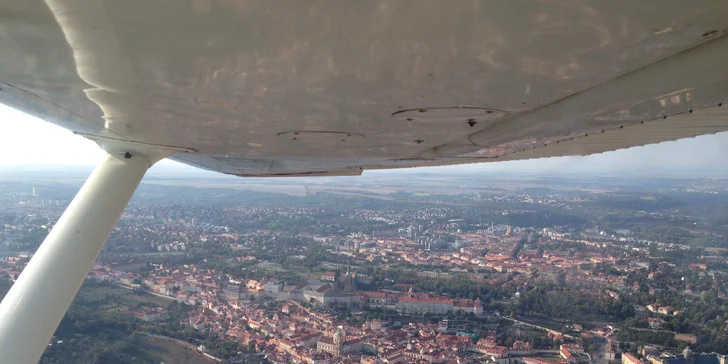 Sportovní letadlo Cessna C172: 20, 30 nebo 40 min. pilotování pro 1 osobu a možnost dalších 2 pasažérů