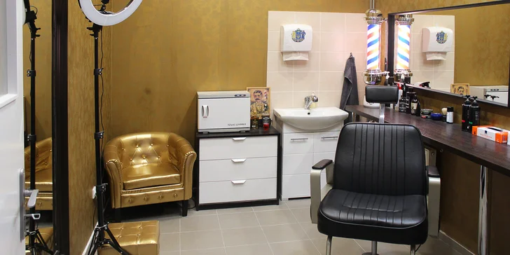 Chlapská péče v barber shopu: střih, úprava vousů, depilace voskem i styling