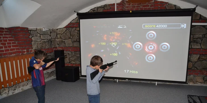 Laserová střelnice pro děti: hodina hry až pro 4 hráče